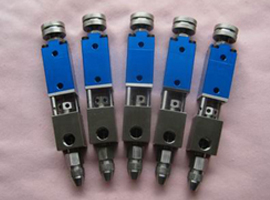 點(diǎn)膠機(jī)頂針式膠閥